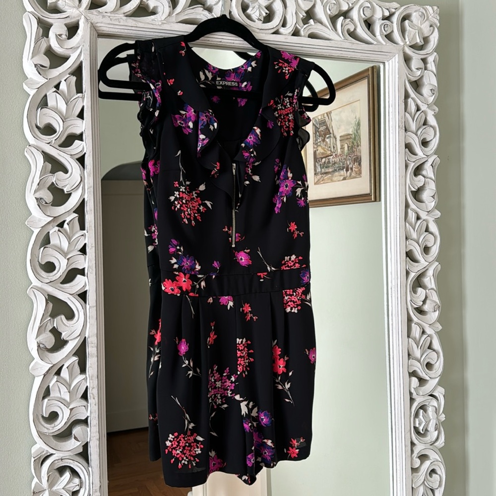 Express floral shorts romper